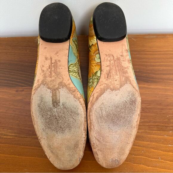 Salvatore Ferragamo Sunflower Silk Fabric Yellow Blue Flats 8.5 - Picture 11 of 12